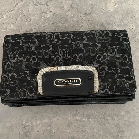 Coach Clutch Bag - Picture 2 of 5